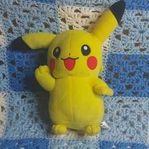 🌻Pikachu stuffie